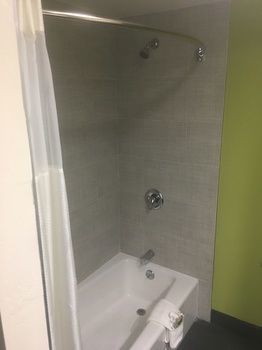 Vagabond Inn Executive - Bakersfield Downtowner Bagian luar foto
