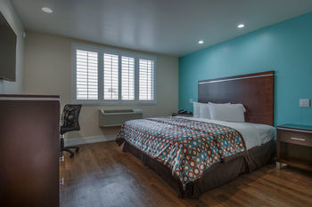 Vagabond Inn Executive - Bakersfield Downtowner Bagian luar foto